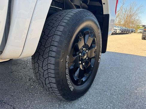 Used 2022 Ford Ranger XLT w/ Equipment Group 301A Mid AWD/4WD image 15