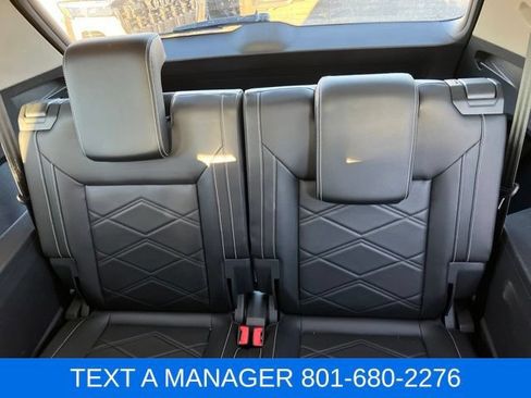 Used 2024 Volkswagen Atlas SE AWD/4WD image 30