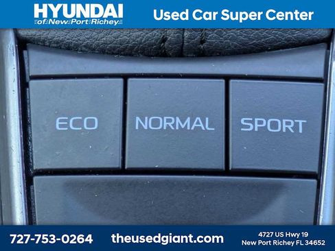 Used 2022 Toyota Camry LE FWD image 25