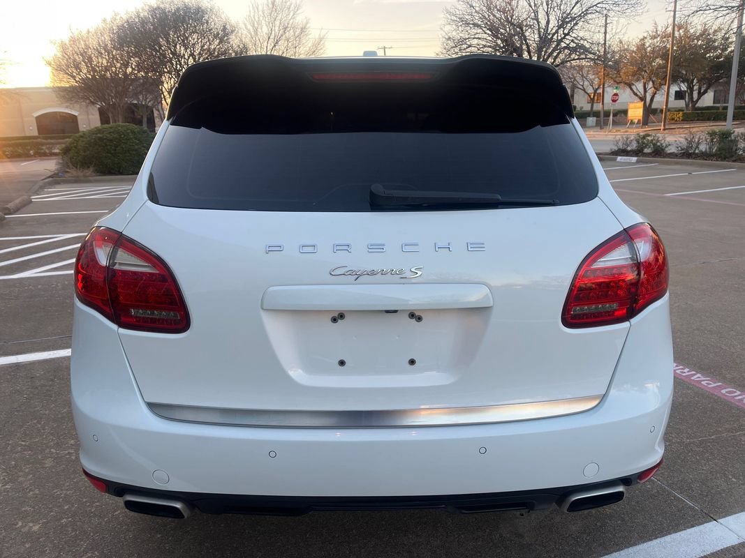 Used 2014 Porsche Cayenne S AWD/4WD image 8