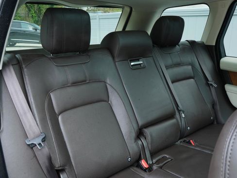 Used 2019 Land Rover Range Rover HSE AWD/4WD image 59