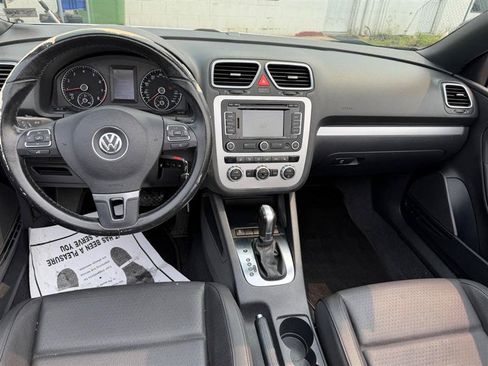 Used 2014 Volkswagen Eos Komfort FWD image 14