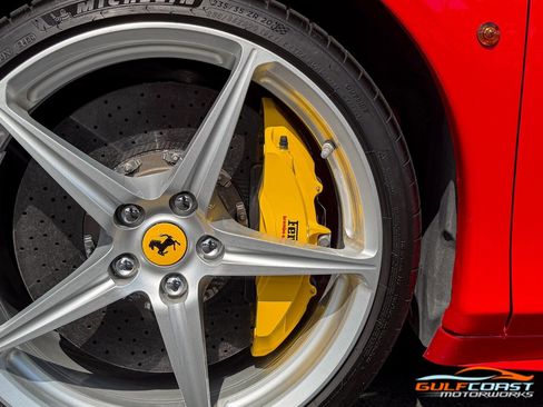 Used 2011 Ferrari 458 Italia Coupe RWD image 46