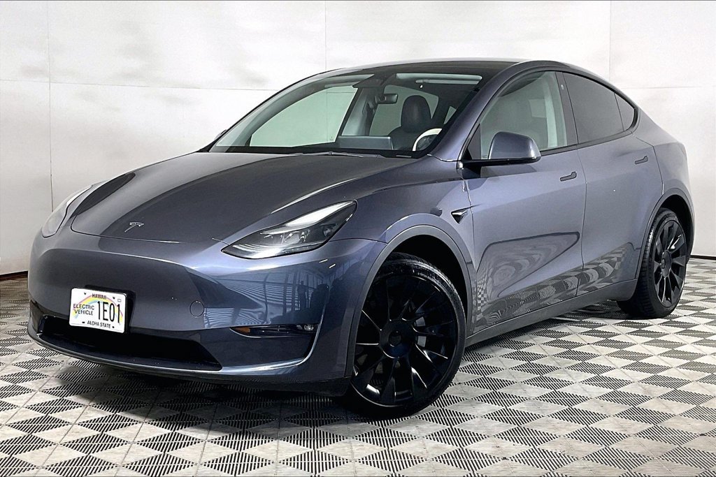 Used 2023 Tesla Model Y Long Range AWD/4WD image 1