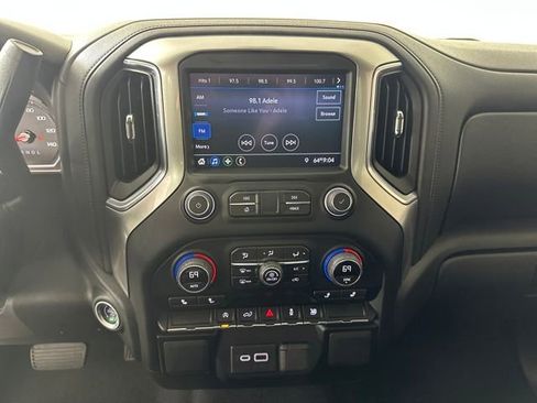 Used 2021 Chevrolet Silverado 1500 LT image 21