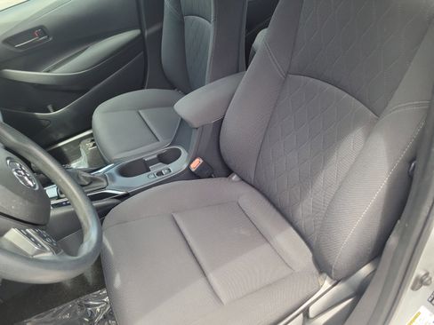 Used 2023 Toyota Corolla LE FWD image 21