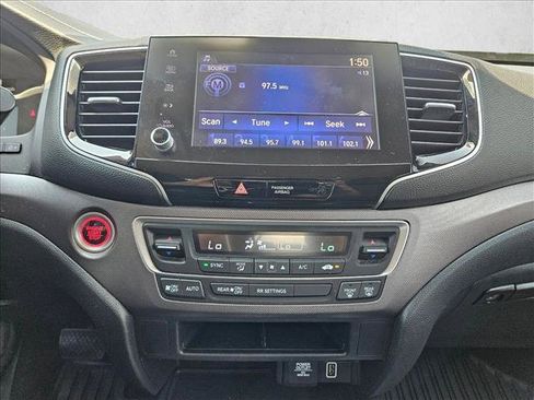 Used 2021 Honda Ridgeline Sport image 14
