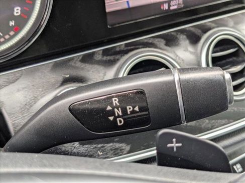 Used 2018 Mercedes-Benz E 300 image 12