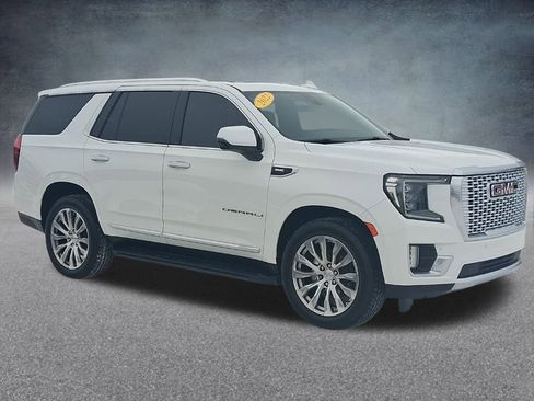 Used 2022 GMC Yukon Denali w/ Advanced Technology Package image 4