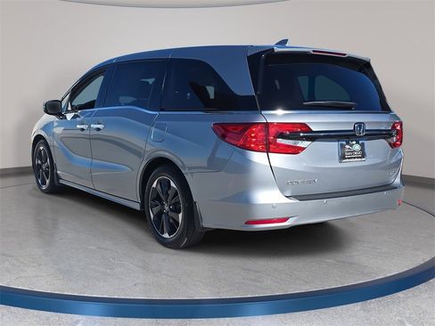 Used 2024 Honda Odyssey Elite image 8