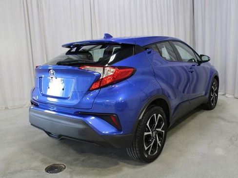 Used 2021 Toyota C-HR XLE FWD image 26