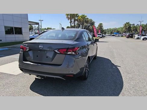New 2025 Nissan Versa SV w/ Trunk Package FWD image 31