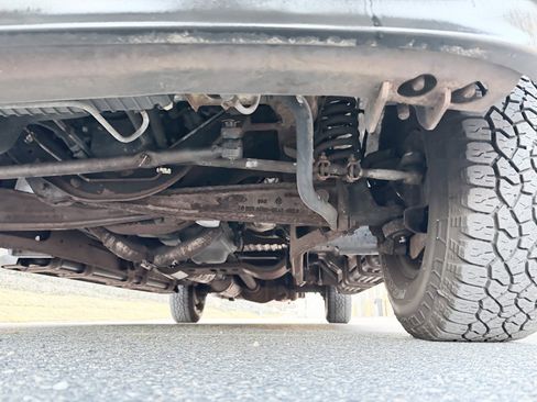 Used 2004 Ford Excursion 2WD image 25