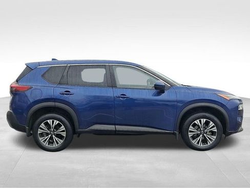 Used 2023 Nissan Rogue SV image 7