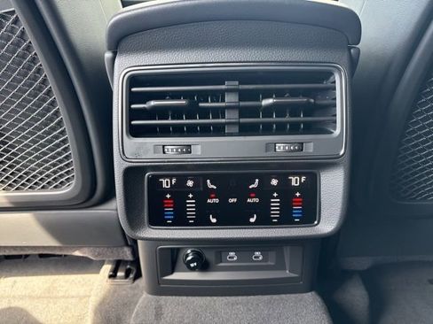 New 2026 Audi Q8 Prestige image 38