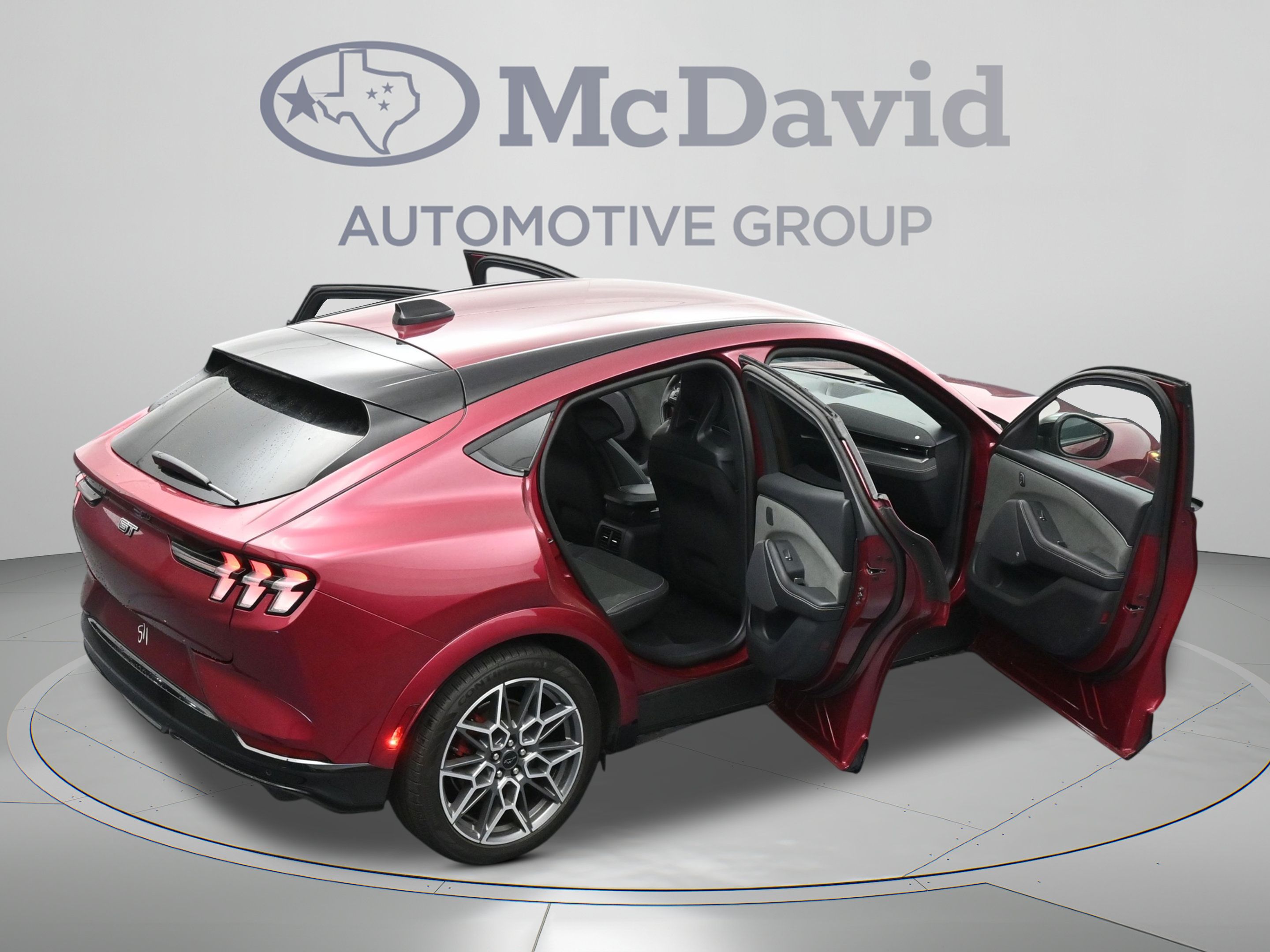 Used 2025 Ford Mustang Mach-E GT AWD/4WD image 46