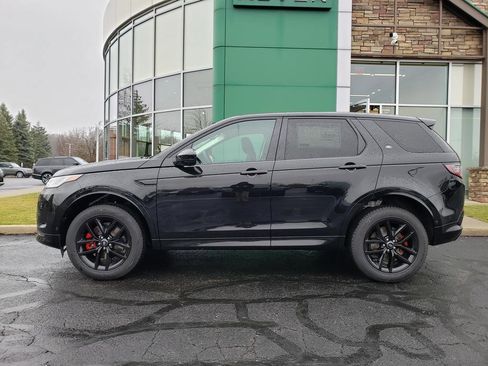 New 2025 Land Rover Discovery Sport S image 8