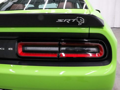 Used 2023 Dodge Challenger SRT Hellcat w/ Driver Convenience Group image 46