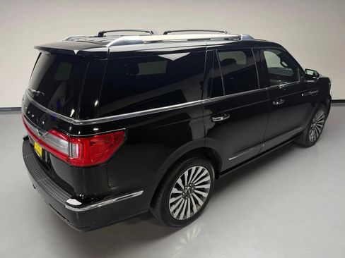 Used 2018 Lincoln Navigator Reserve w/ Technology Package AWD/4WD image 49