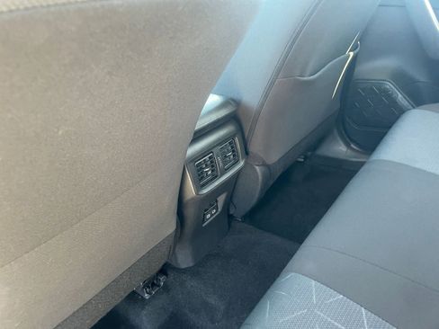 Used 2025 Toyota RAV4 XLE image 25