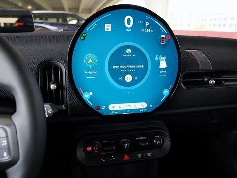 New 2025 MINI Cooper 4-Door Hardtop image 17