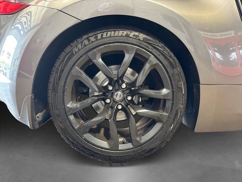 Used 2020 Nissan 370Z Coupe RWD image 14