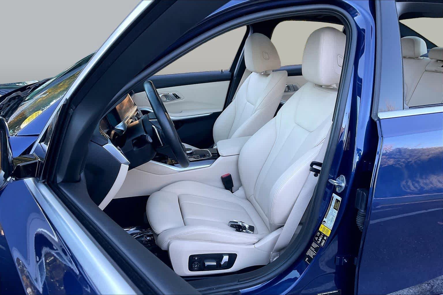 Used 2019 BMW 330i xDrive Sedan w/ Convenience Package AWD/4WD image 7