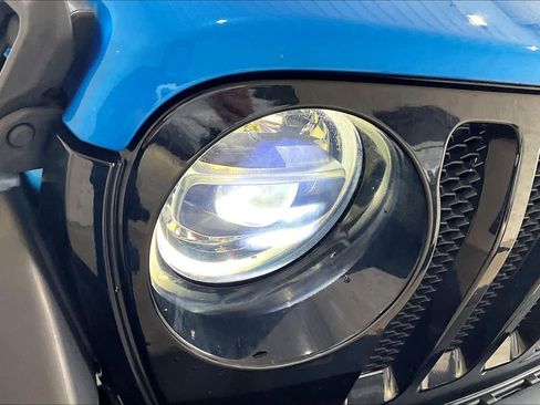 Used 2021 Jeep Wrangler Willys image 23