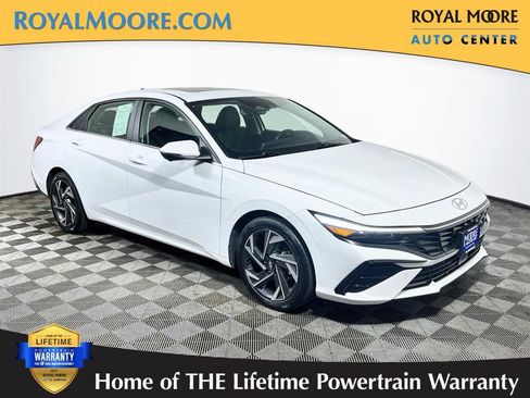 Used 2024 Hyundai Elantra Limited FWD image 1