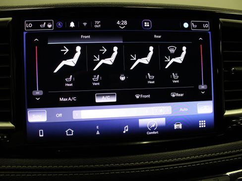 Used 2023 Chrysler Pacifica Limited FWD image 32
