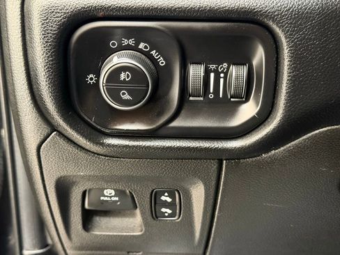Used 2019 RAM 1500 Big Horn image 31