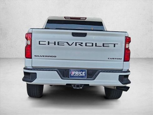 Used 2025 Chevrolet Silverado 1500 Custom w/ Turbomax Blackout Package RWD image 5