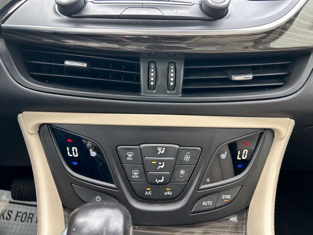 Used 2020 Buick Envision Preferred FWD image 31