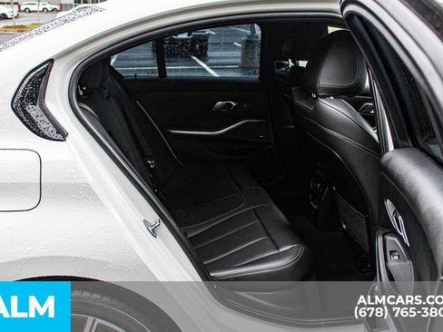 Used 2023 BMW 330i xDrive Sedan w/ Premium Package AWD/4WD image 19