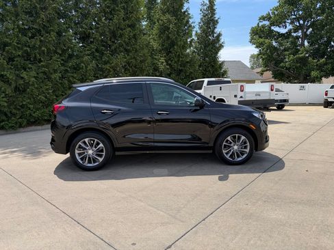 Used 2023 Buick Encore GX Select w/ Sport Touring Package FWD image 31