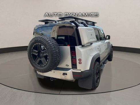 Used 2020 Land Rover Defender 110 First Edition image 6
