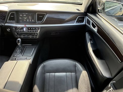 Used 2017 Genesis G80 3.8 w/ Option Group 02 image 16