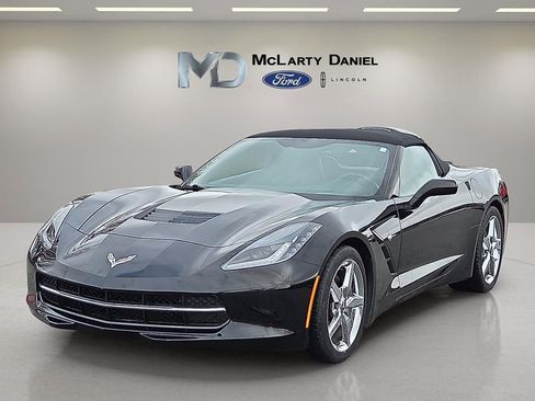 Used 2015 Chevrolet Corvette Stingray Convertible w/ 3LT Preferred Equipment Group image 2
