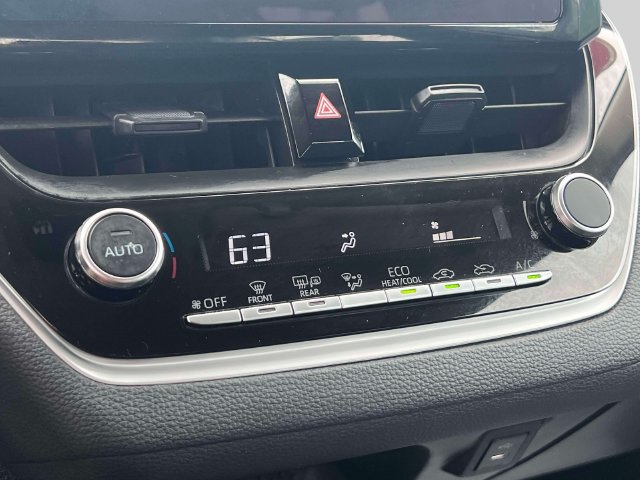 Used 2026 Toyota Corolla LE FWD image 34