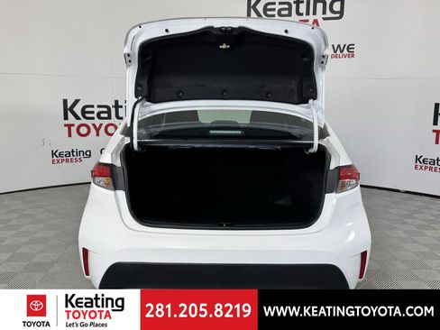 Used 2024 Toyota Corolla LE image 17