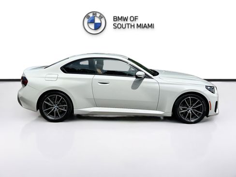 Used 2023 BMW 230i Coupe RWD image 8