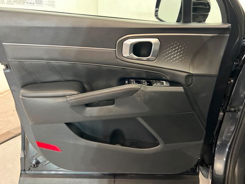 Used 2022 Kia Sorento SX AWD/4WD image 15