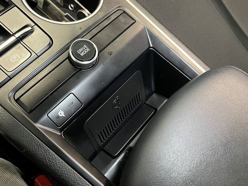 Used 2023 Kia K5 GT-Line image 48