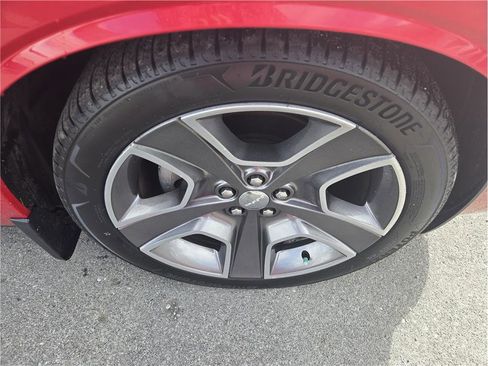 Used 2012 Dodge Challenger R/T image 10