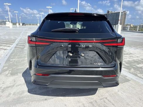 Used 2025 Lexus NX 250 FWD w/ Towing Package (2000 Lbs) image 23