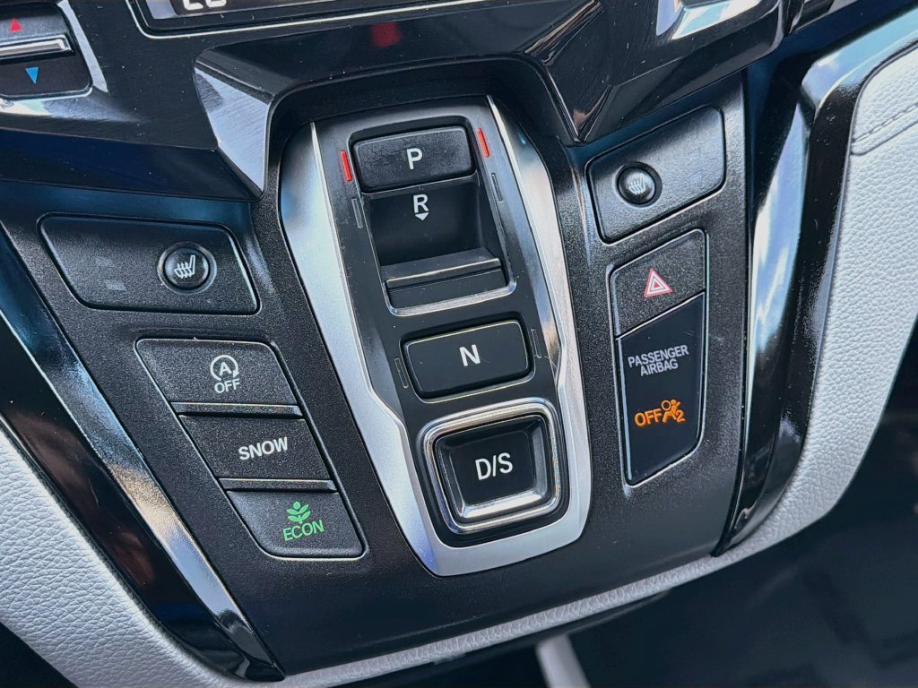 Certified 2024 Honda Odyssey Touring image 16