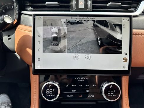 New 2026 Jaguar F-PACE R-Dynamic S image 10