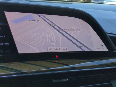 Used 2022 Cadillac Escalade Sport Platinum image 21