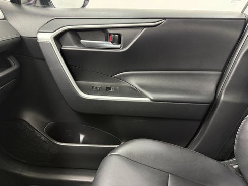Used 2023 Toyota RAV4 XLE Premium image 24