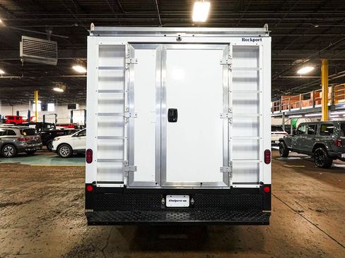 Used 2022 Chevrolet Express 3500 w/ Power Convenience Package RWD image 5